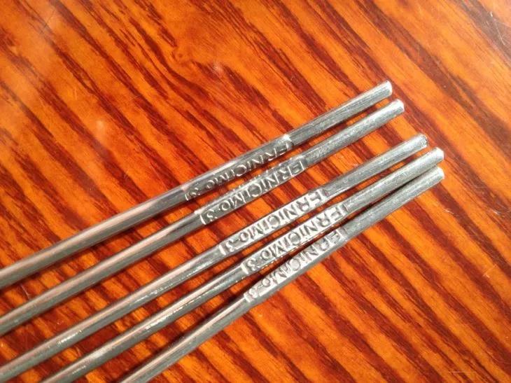 Sreang Táthú Alloy Base Alloy ERNiCrMo-3